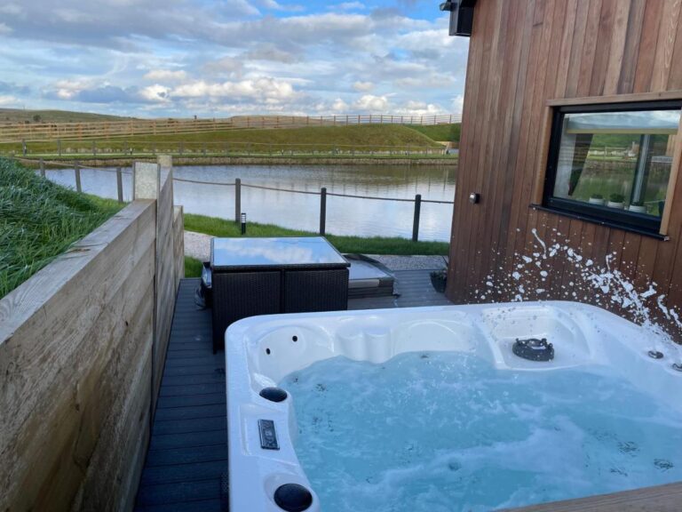 Beechwood Nook- Crown Lodges with hot tub in lancashire 4