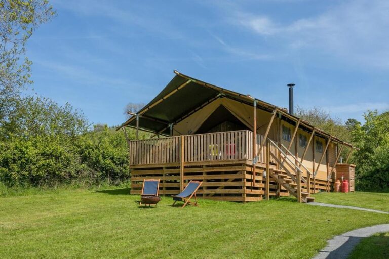 stargazing glamping dome Valleyside Escapes in England 3