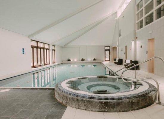lodge with a hot tub Nant Ddu Lodge Hotel & Spa West Wales 4